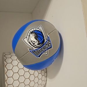 Mavericks mini stuffed basketball